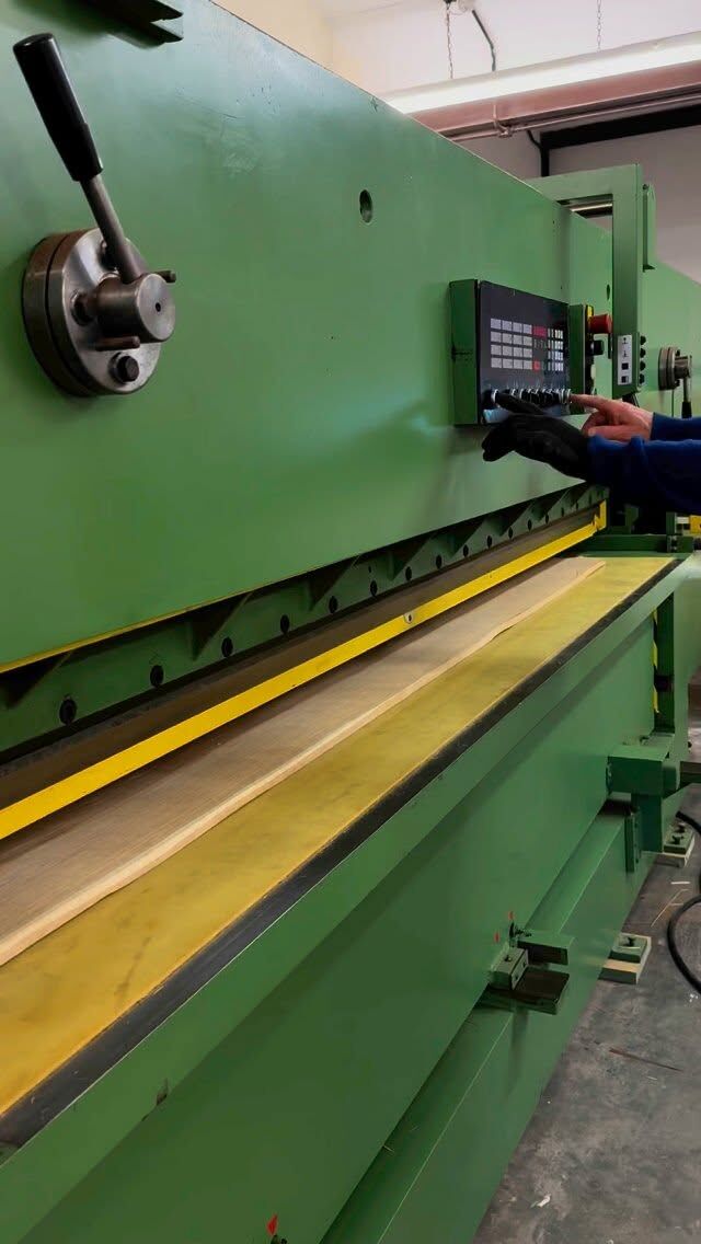 Our Josting double knife guillotine is a prime example of precision engineering. While the movement may seem simple at first glance, the machine’s design ensures that every cut is flawless. By creating perfectly parallel leaves of veneer, it eliminates any inconsistencies that could lead to gaps or misalignments during processing. This precision is crucial when these veneers are later joined with our splicer, allowing for clean and nearly seamless joins that are essential for high-quality finishes. It’s a testament to how even the smallest mechanical details can make a significant impact on the final product.

Thanks also to @vebimnv for excellent customer service and technical support. 

#veneer #veneerguillotine #josting #oakveneer #bespoke #joinery #furniture #kitchen